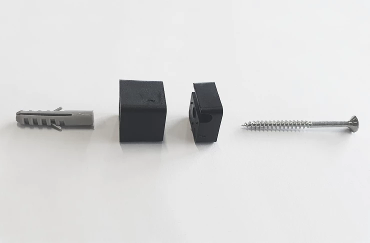 Afstandsstykke 20 mm firkantet